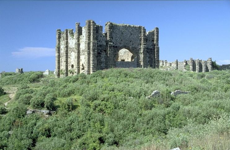 und hat in ihrer Anlage gewaltige Ausma�e