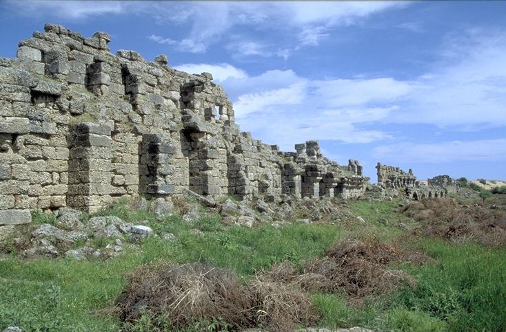 was andere Stadtanlagen aufgrund ihrer Unerreichbarkeit besa�en