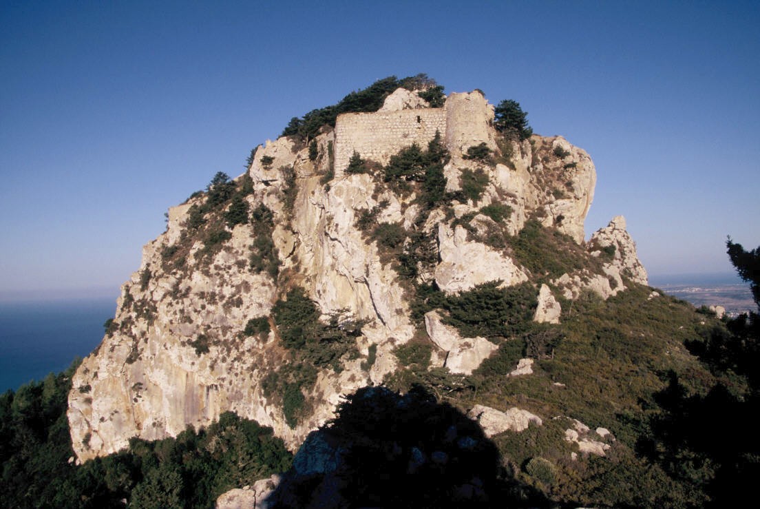 Dieses Foto konnte nur unter erschwerten Bedingungen entstehen, die klettertechnische Risiken einschlossen. Es gibt aus dieser Perspektive nur wenige Aufnahmen, insofern hat es Seltenheitswert, eine Vervielf�ltigung ist daher nur mit ausdr�cklicher Erlaubnis des Urhebers gestattet. 