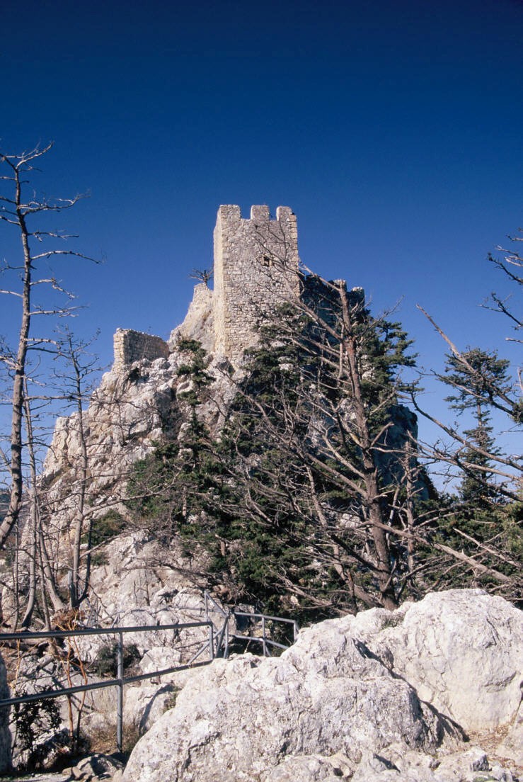 Von hier soll Jean von Antiochia seine Leibwache in den Abgrund gest�rzt haben.